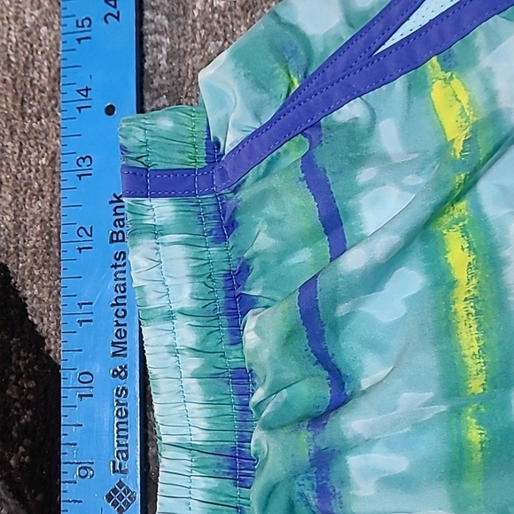 UNDER ARMOUR Heatgear Semi-fitted Lined Logo Shorts PRICE FIRM - Picture 4 of 11